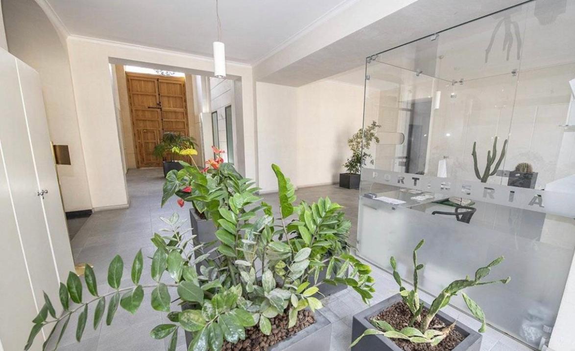 Gran Cancelliere Apartment With Parking Palermo Buitenkant foto