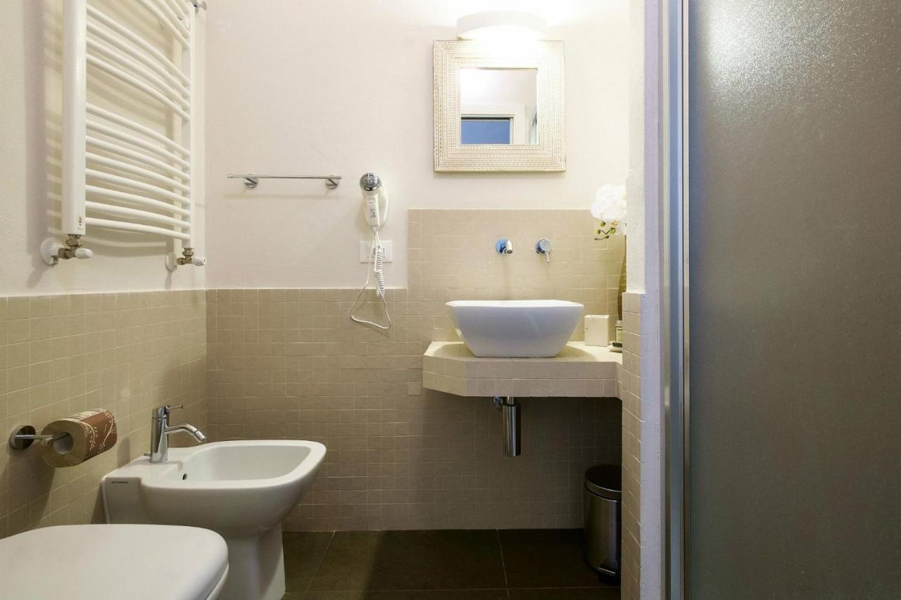Gran Cancelliere Apartment With Parking Palermo Buitenkant foto