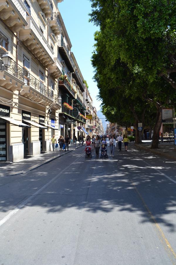 Gran Cancelliere Apartment With Parking Palermo Buitenkant foto