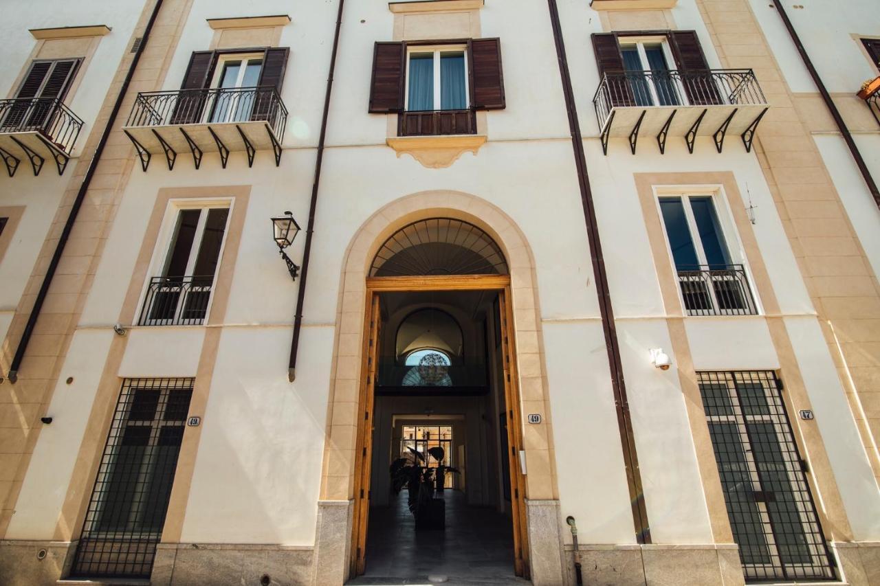 Gran Cancelliere Apartment With Parking Palermo Buitenkant foto