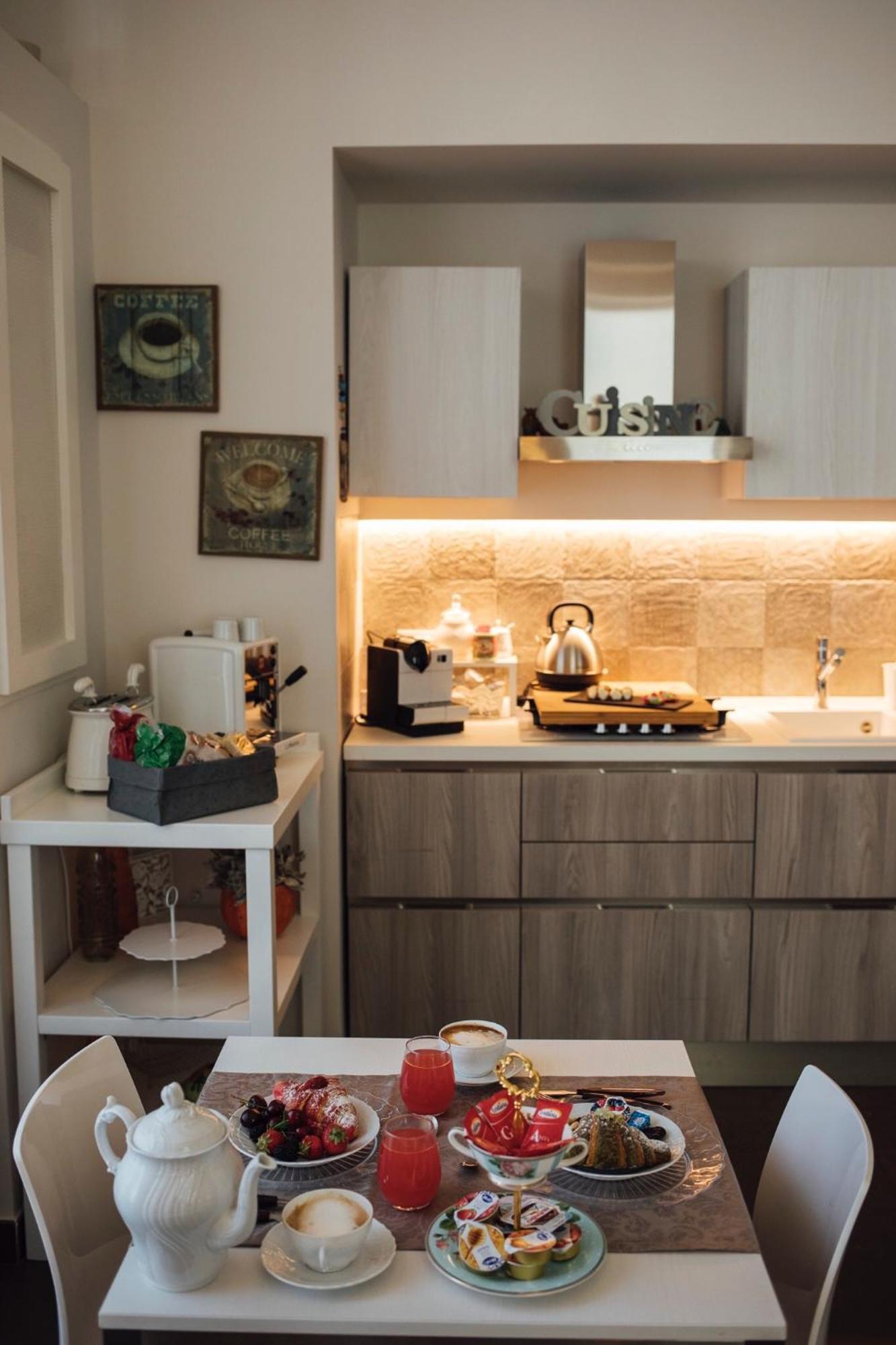 Gran Cancelliere Apartment With Parking Palermo Buitenkant foto