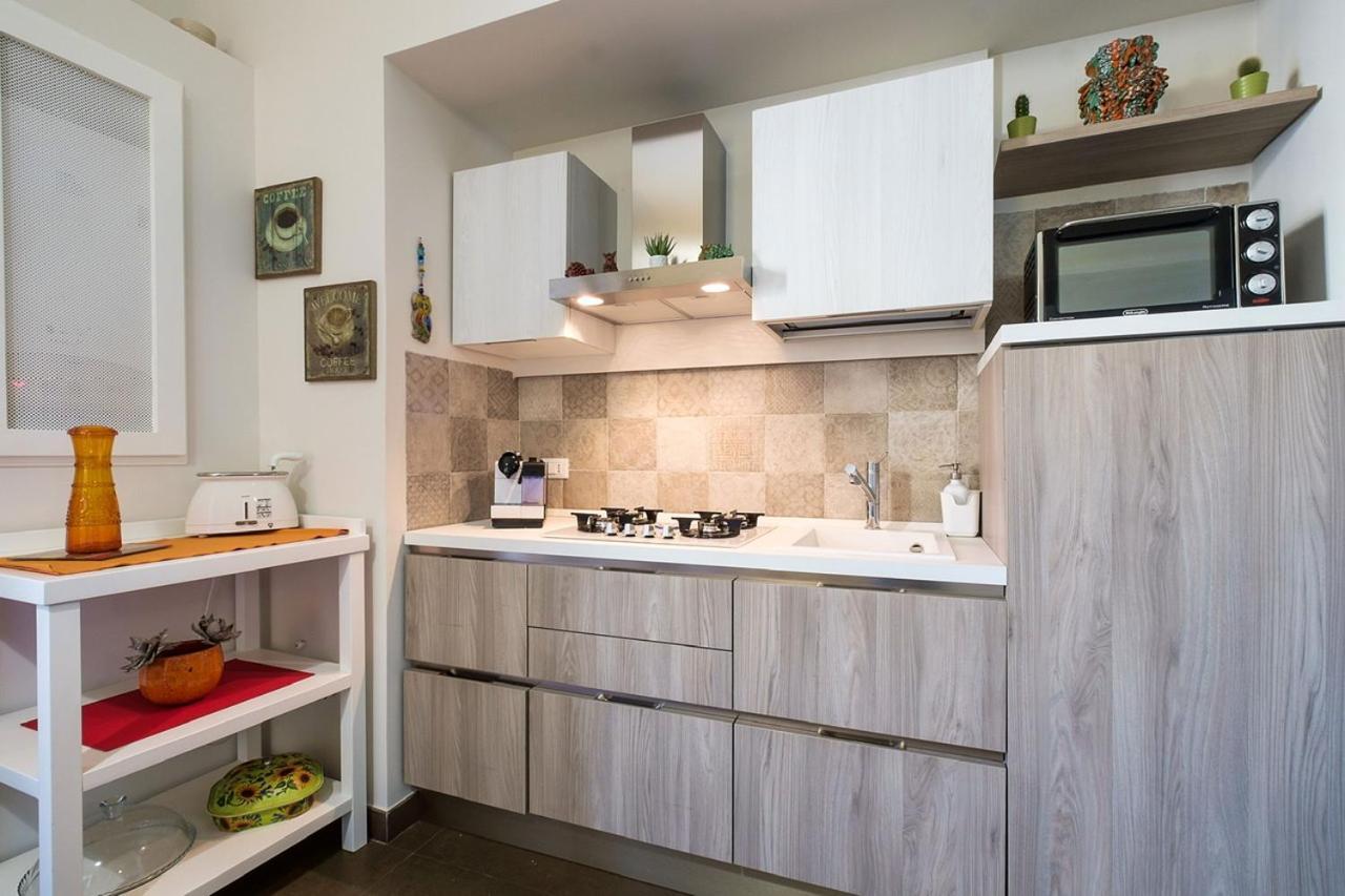 Gran Cancelliere Apartment With Parking Palermo Buitenkant foto